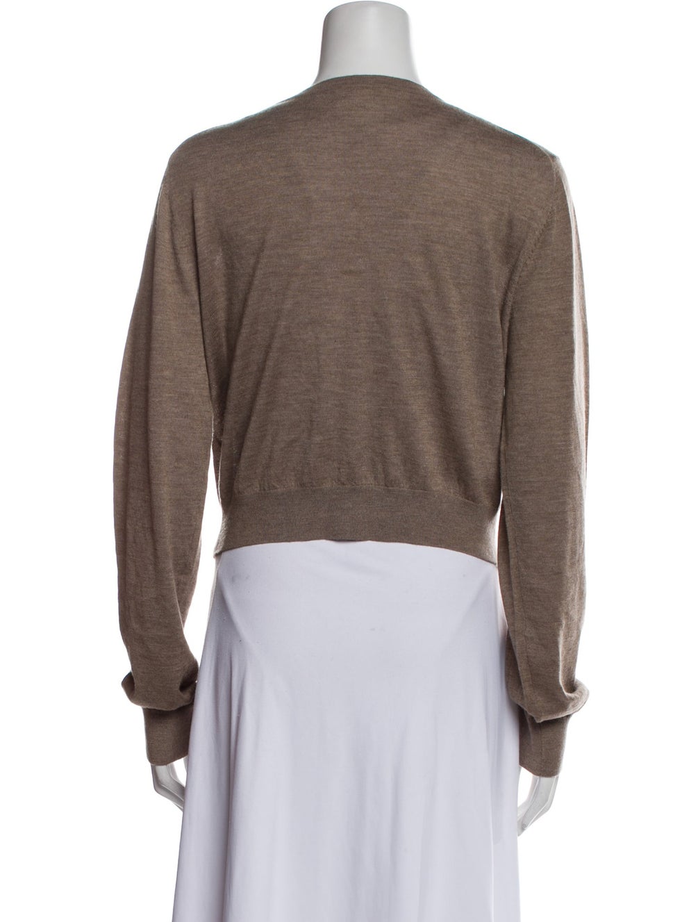 Éterne Deep V-Neck Cashmere Sweater